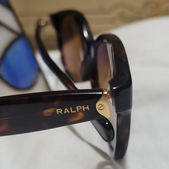 Sun glasses - Picture 3 of 7